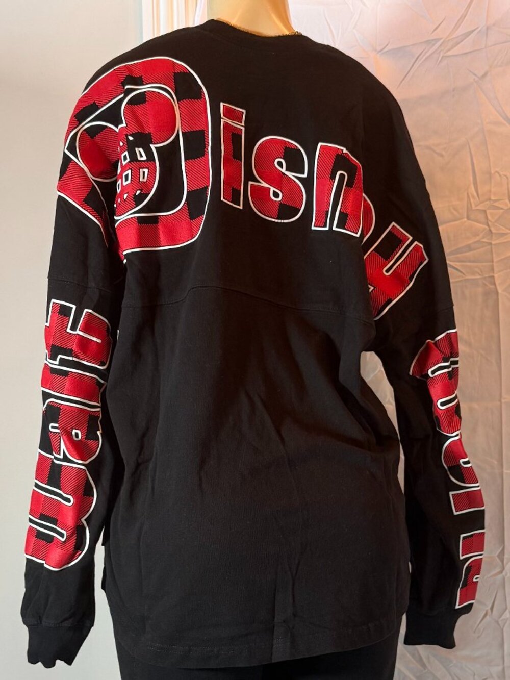 Disney WDW Black/Red Spirit Jersey w/plaid lettering Adult M